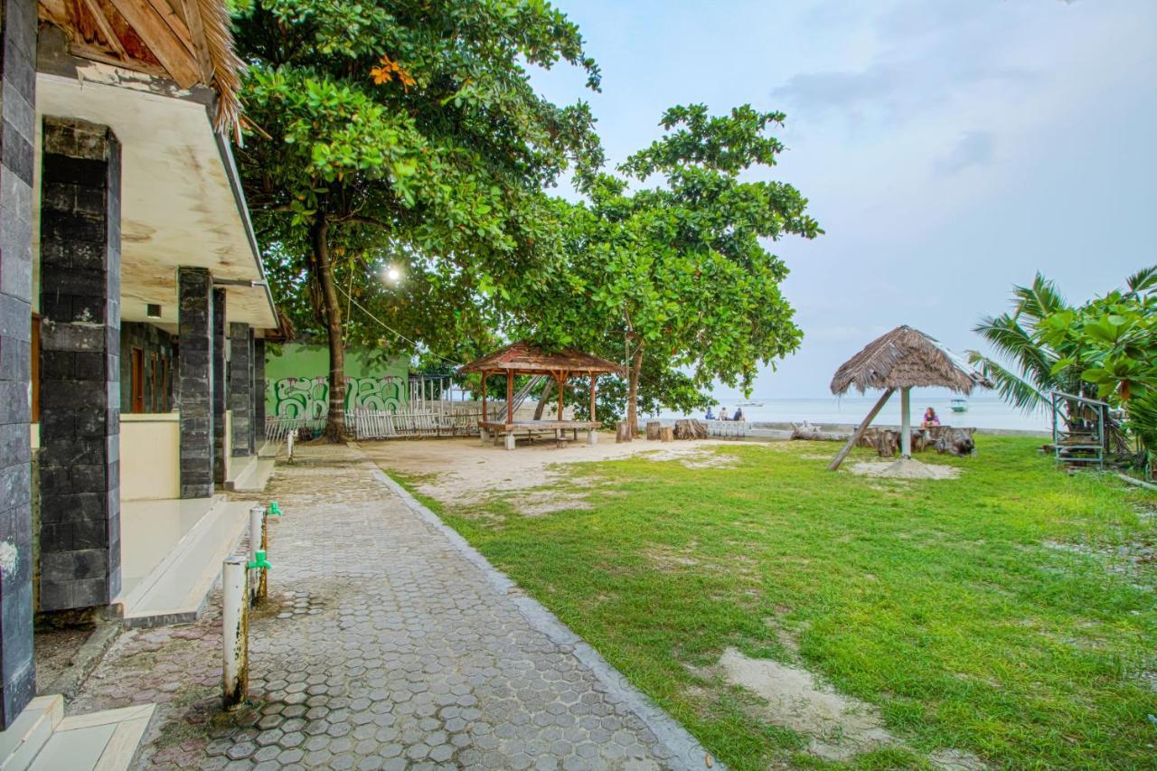 Guerilla Dive Lodge Pulau Pari Cakarta Dış mekan fotoğraf